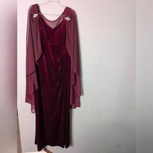 R&M Richards Burgundy Sleeveless Gown/ Size 12P